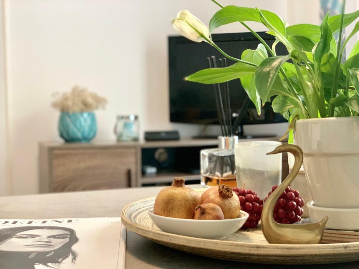 Nadia'S Apartment , Атина Екстериор снимка